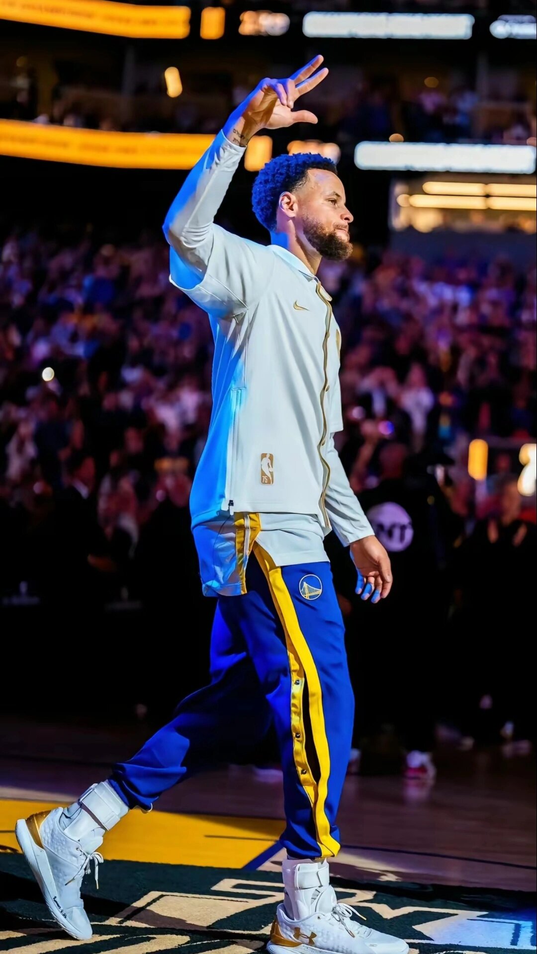 梅西助攻帽子戏法再次爆红全网（梅西上演助攻帽子戏法，再度引爆全网）