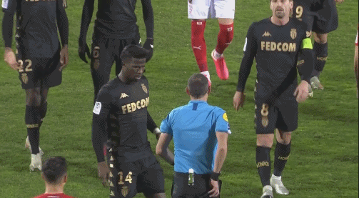 科莫2-0萨索洛连续12场不败，莫雷诺破门，尼科-帕斯献助攻